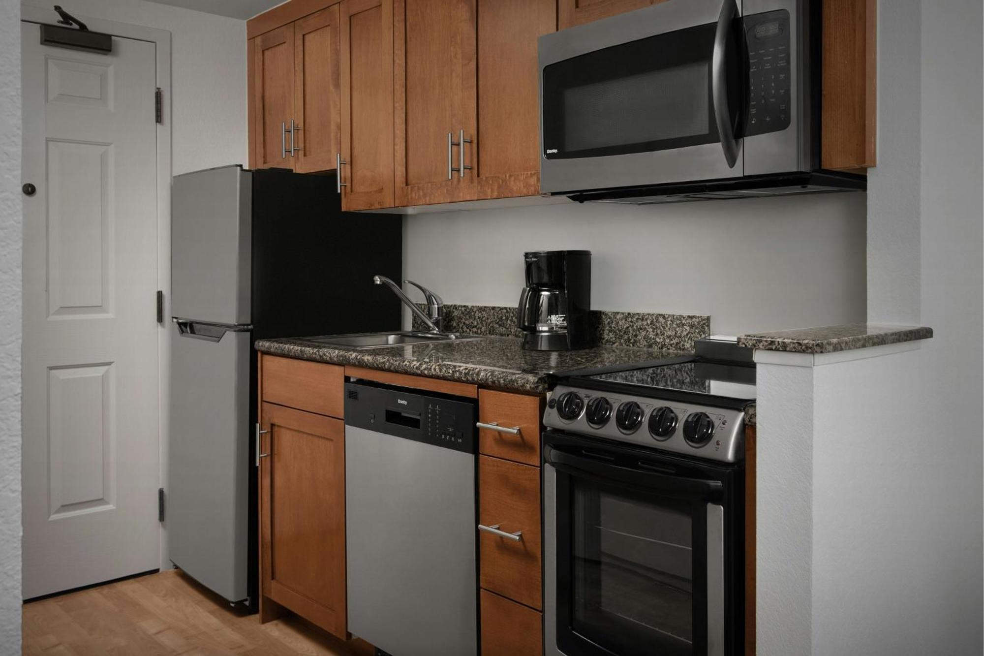 Towneplace Suites Suffolk Chesapeake Exterior foto